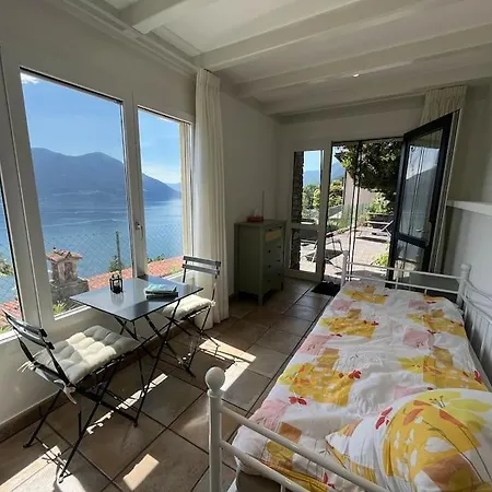 Idyllic Studio With Panoramic Views Apartment *